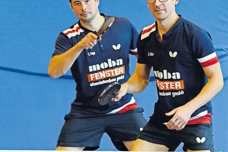 Andreas Pichler (rechts, hier mit Doppelpartner Hakan Tetik) hofft, dass die Neustadter Doppel gut gegen Burrweiler abschneiden.