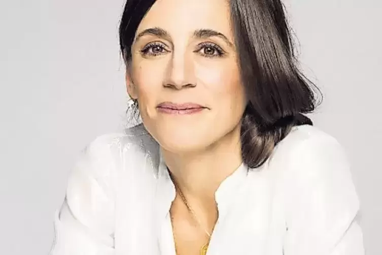 Maria Cecilia Barbetta hat &bdquo;Nachtleuchten&ldquo; verfasst.