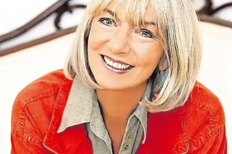 Erika Pluhar (Foto) liest aus Christine Lavants Werk.