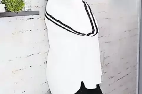 Dina Wacker gewann 2015 den Titel „Miss Germany Plus Size“ – der Beginn einer Modelkarriere im Nebenjob.