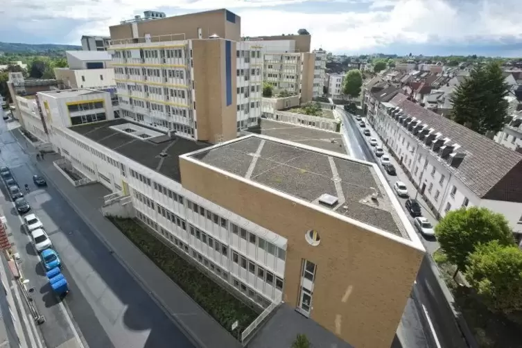 Das Westpfalz-Klinikum in Kaiserslautern. Foto: VIEW 