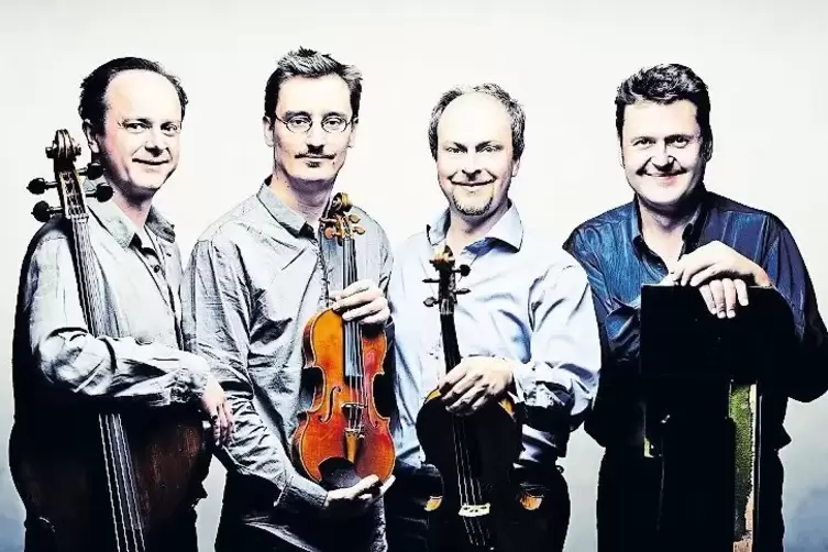 Mozart Piano Quartet: Peter Hoerr (Cello), Mark Gothoni (Geige), Hartmut Rohde (Viola), Paul Rivinius (Klavier).