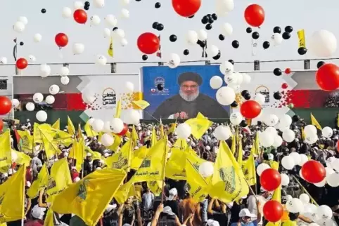 Im westlichen Ausland gilt die Hisbollah vor allem als Terrorgruppe, im Libanon ist sie fester Teil des politischen Systems. Ohn