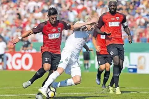Der bisherige Höhepunkt der Wormatia-Saison: das Spiel in der ersten DFB-Pokal-Runde gegen Werder Bremen. Die Rheinhessen mit Sa