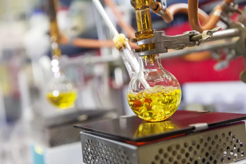 BASF_Bremsfluessigkeit_Hydraulan_Siedepunkttest.jpg