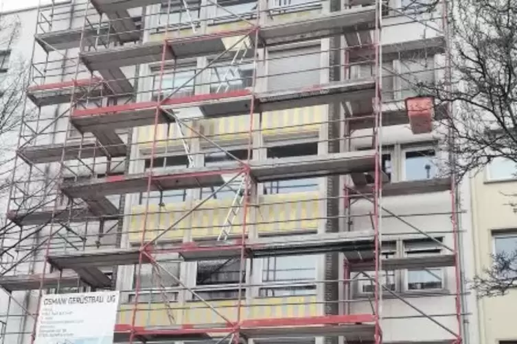 Hier wird flei&szlig;ig gearbeitet: Bismarckstra&szlig;e 53.