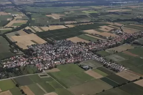  Windpark und Dorfladen bezeichnet Ortsbürgermeisterin Gerlinde Jetter-Wüst als Pluspunkte von Freckenfeld, die kontinuierlich w