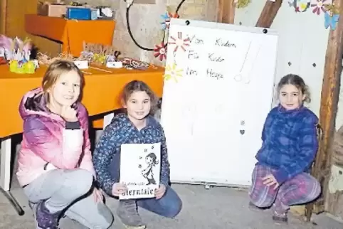 Die Kids vom Jugendtreff verkauften Selbstgebasteltes.