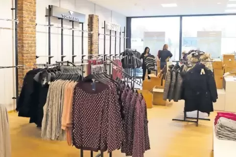 Der Verkauf geht auch im AWG-Markt im Germersheimer Fachmarktzentrum Stadtkaserne wie gewohnt weiter. Die Löhne der insgesamt 29