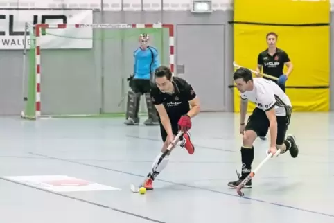 Christian Dopp (am Ball) und der DHC haben es heute mit dem Tabellenführer TuS Obermenzing zu tun. Das Hinspiel in Bad Dürkheim 