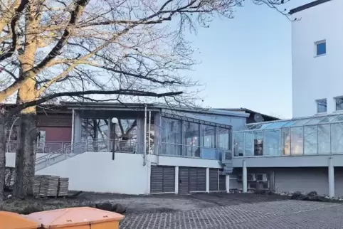 Vor Emils Burgerei soll demnächst am Plub eine Terrasse entstehen.