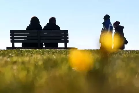 Auch am Freitag zeigt sich das Wetter von seiner sonnigen Seite. Symbolfoto: dpa 