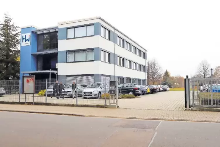 Die Analytik-Firma HWI baut auf ihrem Gelände in Rülzheim ein Büro- und Laborgebäude.