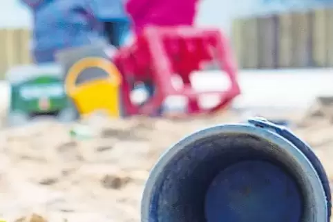 Die Gemeinde Weisenheim am Sand und der Landkreis Bad Dürkheim streiten um Zuschüsse für Kita-Personalkosten.