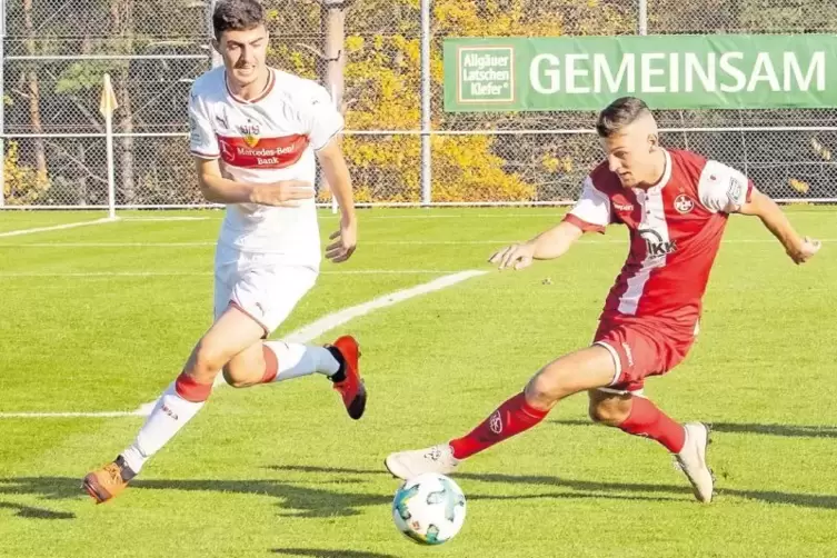 Flott unterwegs: Cem Barlik von der U19 des 1. FC Kaiserslautern. Barlik hat in der Hinrunde beim FCK-Sieg in München getroffen.