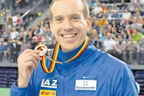 Stabhochspringer Daniel Clemens freute sich über Bronze, war bezüglich seiner übersprungenen Höhe aber auch selbstkritisch.