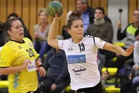 Annalena Frank (hier gegen Mundenheim) bringt die SV 64-Damen in Wittlich wieder zurück ins Spiel. Foto: LABORENZ