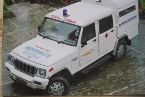 „Thank you, Kleine Bühne“: Mit diesem Kastenwagen wird in Indien warmes Essen ausgeliefert.