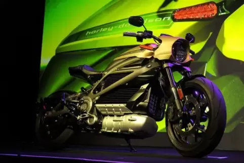 Dieses Modell präsentierte Harley Davidson im Januar auf einer Messe. Es handelt sich um ein Elektro-Motorrad, das gut 26.000 Eu