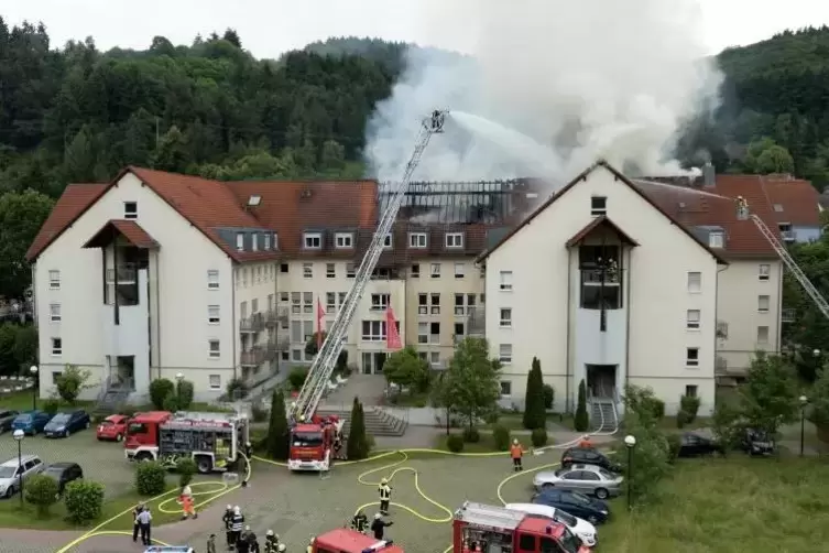 Am 7. Juni brannte der Dachstuhl des Seniorenheims. Warum, wird wohl nie geklärt werden. Foto: Sayer