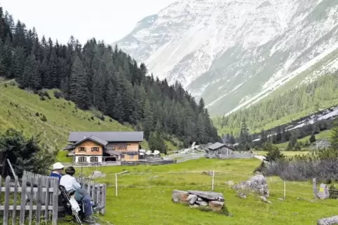 Vor viereinhalb Jahren ereignete sich in dieser Tiroler Bergidylle eine Tragödie: Nahe der Pinnisalm wurde eine 45-jährige Bad D