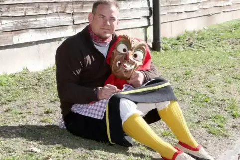 Sebastian Faller ist Vorsitzender der Hutschelhexen Bad Bergzabern.  Foto: Iversen
