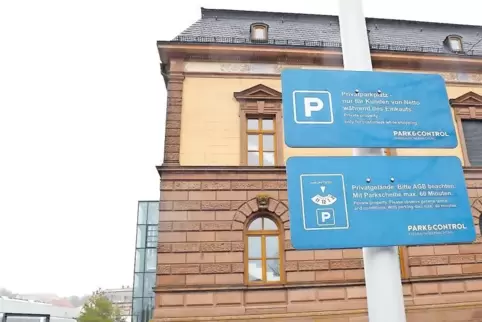 Besucher des Kulturzentrums Alte Post dürfen den Netto-Parkplatz nicht benutzen.