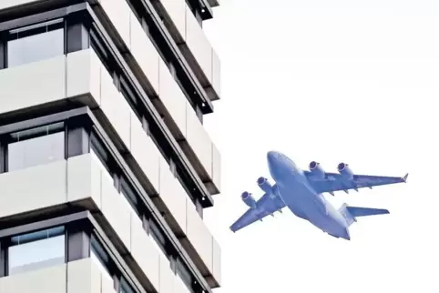 Die Bürgerinitiative aus Kaiserslautern hat den militärischen Flugbetrieb im Blick und will verstärkt im Leiningerland aktiv wer
