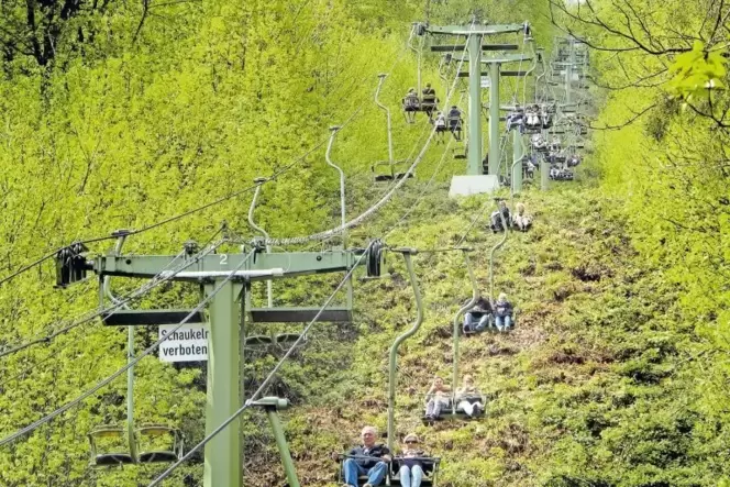 Mehrere hunderttausend Euro werden in die Sesselbahn investiert. Die Fahrpreise sollen gleich bleiben. Mehrere hunderttausend Euro werden in die Sesselbahn investiert. Die Fahrpreise sollen gleich bleiben.