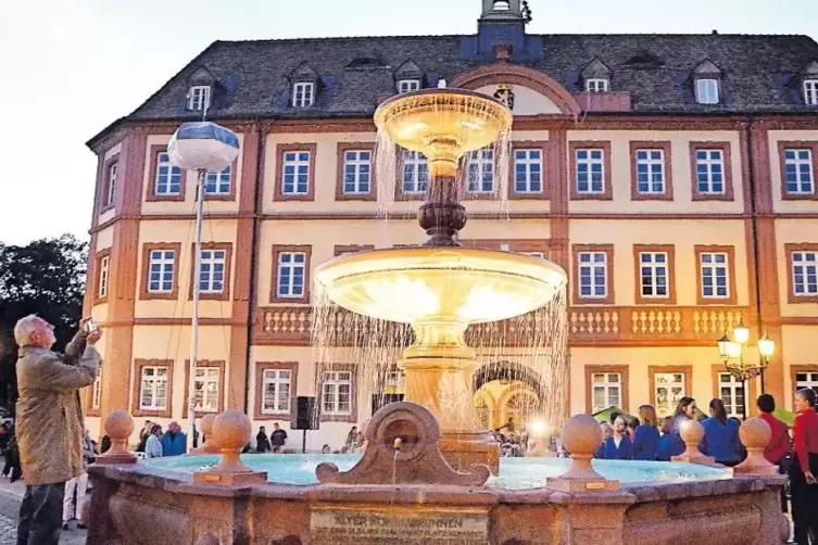 Zum Leben in der Neustadter Innenstadt geh&ouml;rt auch das Ausgehen in den Abendstunden. Den B&uuml;rgern, die in der Innenstadt wohnen, 