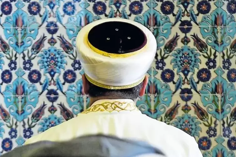 Blick in eine Moschee: Deutschland sei nicht per se islamfeindlich, sagt der Soziologe Yusuf Sari. Vorbehalte gegenüber der Reli