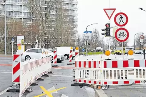 Staugefahr: der neue Baustellenbereich in der Sternstraße.