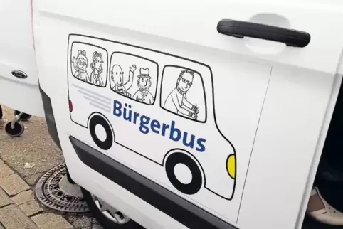 Ein Bürgerbus fährt bereits in mehreren Orten des Rhein-Pfalz-Kreises, wie hier im Bild der Wagen aus Limburgerhof.