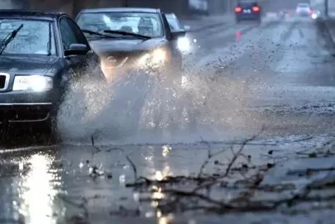 Laut Polizei hatten die meisten Autofahrer ihr Verhalten nicht an das Wetter angepasst.  Symbolfoto: dpa
