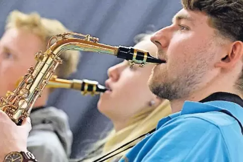 Christian Veth ist Student, nimmt sich aber trotzdem die Zeit, um im Jugendorchester der Blaskapelle Ruppertsberg mitzuspieln.
