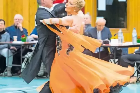 Ein elegantes Tanzpaar: Klaus und Stephanie Sommer vom TC Rot-Weiß Kaiserslautern.