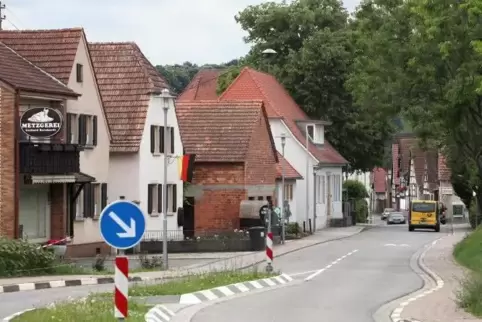 Weniger Verkehr im Ort, das wollen die Menschen in Pleisweiler-Oberhofen. Foto: IVERSEN