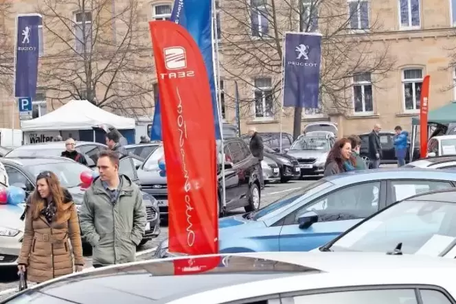 Für die Automesse wird stets der Marktplatz genutzt. Für die Automesse wird stets der Marktplatz genutzt.