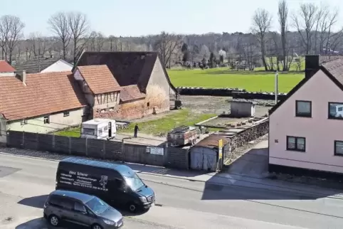 Der Investor will in der Saarstraße zwei Grundstücke zusammenführen und eine Wohnanlage errichten. Der Bauausschuss der Stadt ha