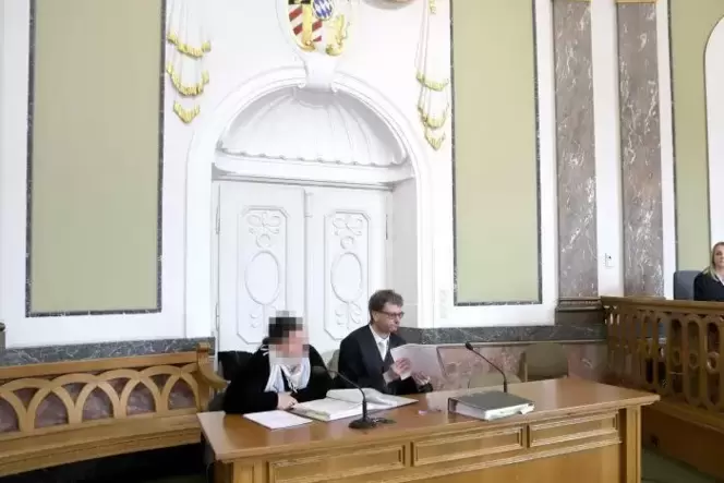 Die Mandantin des Karlsruher Anwalts Christian Süß will nicht für zweieinhalb Jahre ins Gefängnis. Foto: Iversen Die Mandantin des Karlsruher Anwalts Christian Süß will nicht für zweieinhalb Jahre ins Gefängnis. Foto: Iversen