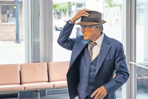 Will den Hut nehmen: Der große Robert Redford spielt in „Ein Gauner & Gentleman“ einen charmanten Bankräuber mit Stil.