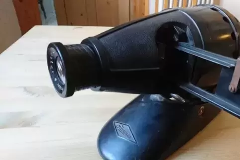 Die „Filmosto Primascop“ funktioniert nicht mit modernem LEDs.  Foto: Bastian