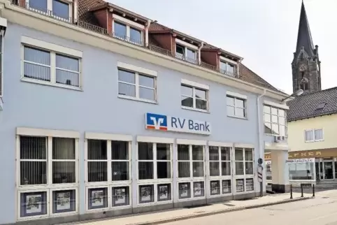 Dass Lambsheim bald nicht mehr Sitz der RV Bank Rhein-Haardt sein wird, bereitet den Politikern im Ort Bauchweh. Denn mit dem We