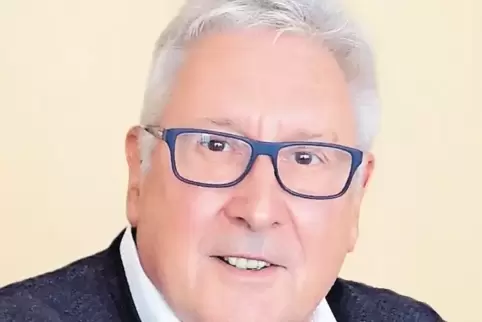 Chefarzt Dr. Kunz.