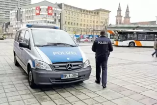 Die Polizei zeigt sich oft am Berliner Platz. Das soll das Sicherheitsgefühl der Bürger stärken.