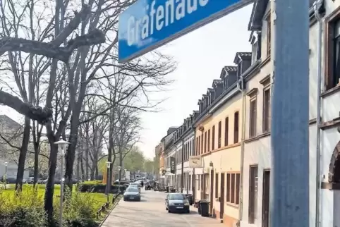 Tatort Hemshof: In einem Mehrfamilienhaus des Ludwigshafener Stadtteils ist hier am Sonntagmorgen ein Mann erstochen worden. Mut