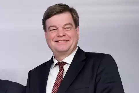 Enak_Ferlemann_03_2019_DPA.jpg