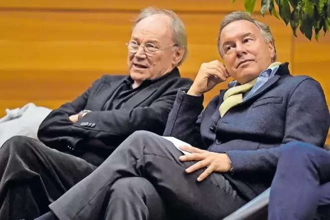 Den großen Klaus Maria Brandauer (links) nach Worms zu locken, sei eigentlich gar nicht so schwer gewesen, sagt Intendant Nico H
