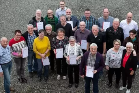 Blutspender und Lebensretter gibt es viele beim DRK-Ortsverein Lauterecken.  Foto: Sayer