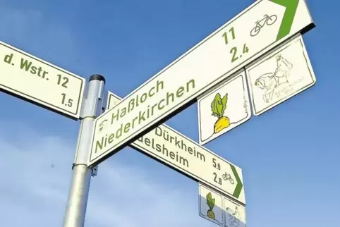 Die Strecke führt auf den Routen des Kraut- und-Rüben- sowie auf dem Kaiser-Konrad-Weg.